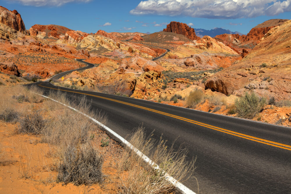 Main Park Road Cutting Through The Valley Of Fire State Park Nevada